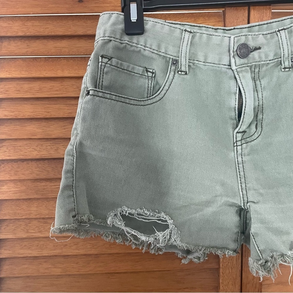 BDG Urban Outfitters Mid Rise Freja Green Vintage Shorts Sz 26W - Picture 4 of 8